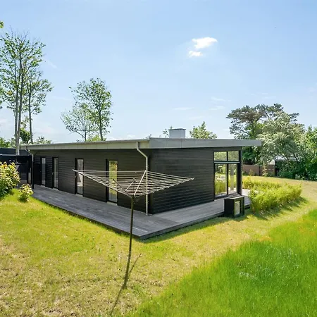 Topenga - 300m From The Sea By Interhome Vejby